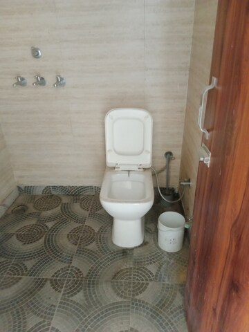 Bathroom in 2 BHK Builder Floor at Sector 6 – for Rent