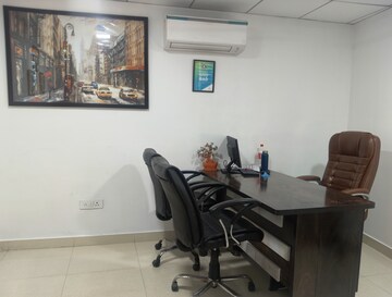 Gym in  Office Space at Rajpur Road – for Rent