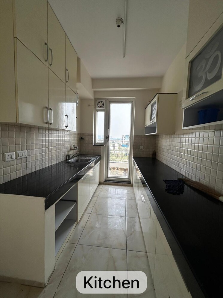 Kitchen, bptp-discovery-park 2 Bedroom 804 Sq.Ft. Apartment In Sector 80 Faridabad 8184201