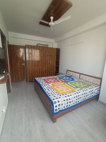 Bedroom in Studio Builder Floor at Sector 38 – for Rent