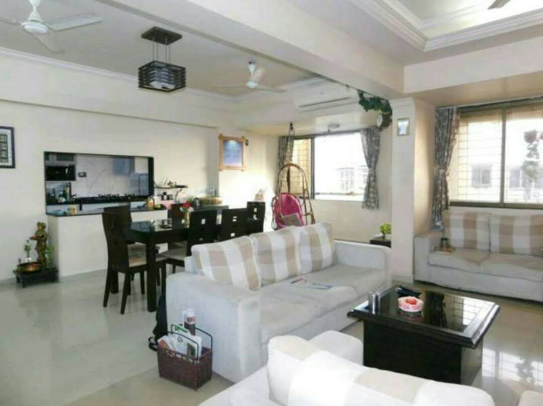 5 BHK Apartment For Sale in Four Bungalows Rto, Near 