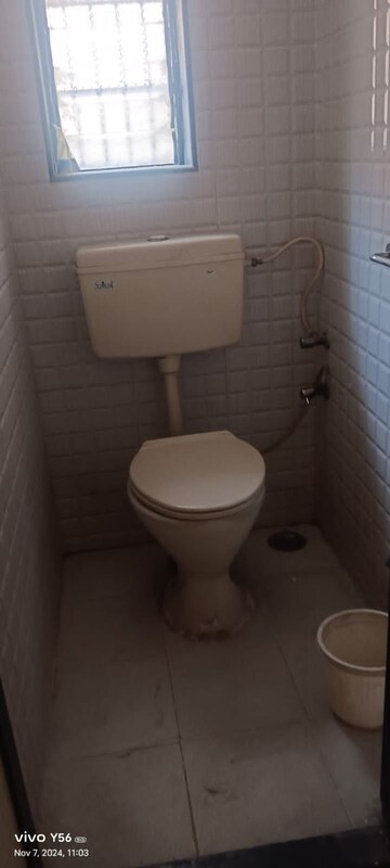 Bathroom in 1 BHK Apartment at Dombivli West – for Rent