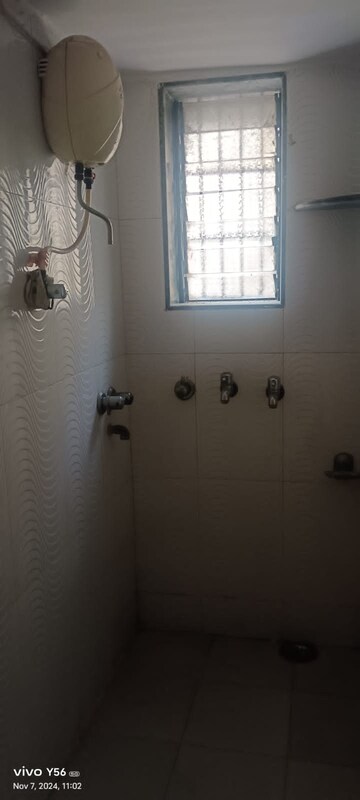 Bathroom in 1 BHK Apartment at Dombivli West – for Rent