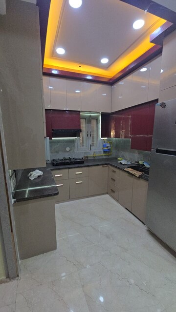 Kitchen in 2 BHK Builder Floor at Gyan Khand ii – for Rent