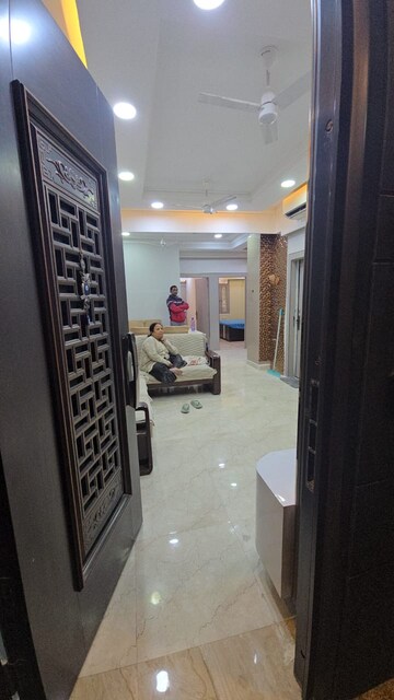 Bathroom in 2 BHK Builder Floor at Gyan Khand ii – for Rent