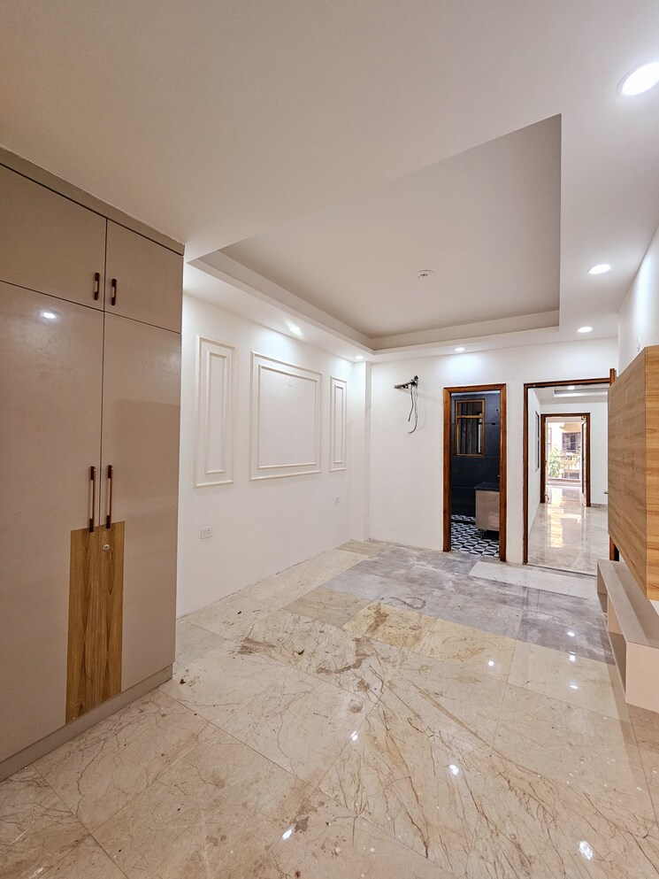 Room, omaxe-designer-villas-mayfield-garden 3 Bedroom 2100 Sq.Ft. Builder Floor In Sector 51 Gurgaon 8184311