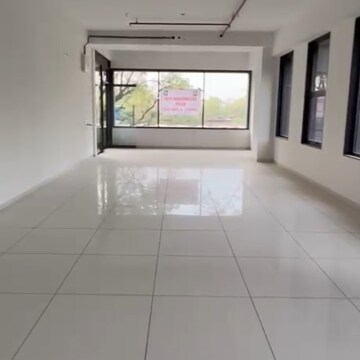  Showroom For Rent in Ambli