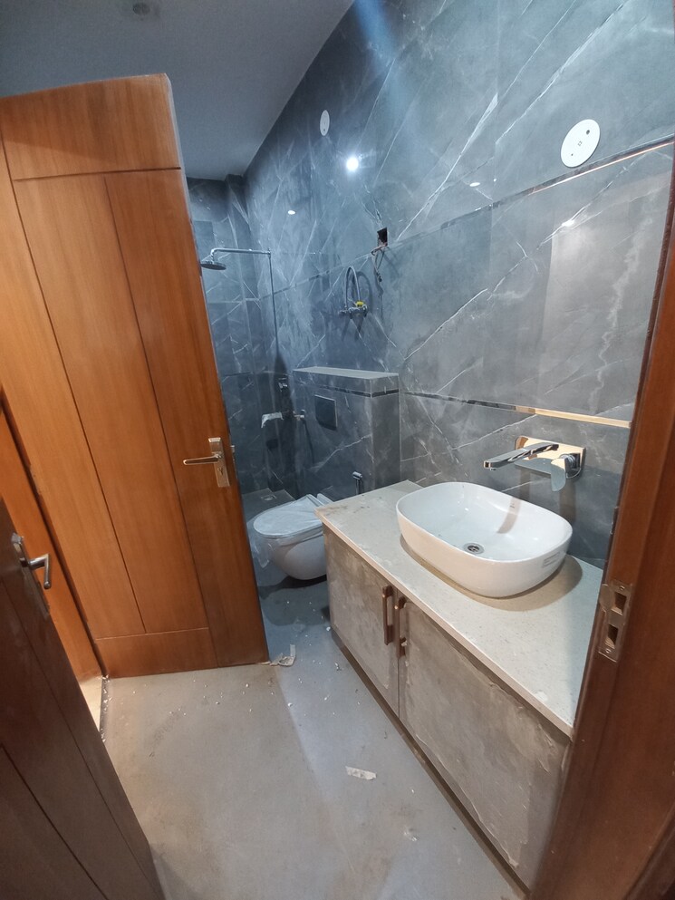 undefined, bptp-district 2 Bedroom 1017 Sq.Ft. Builder Floor In Sector 81 Faridabad 8184336