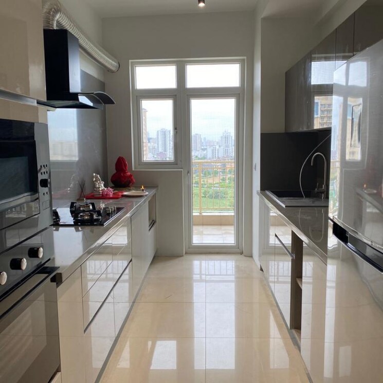 Kitchen, emaar-palm-gardens 3 Bedroom 1900 Sq.Ft. Apartment In Sector 83 Gurgaon 8184332