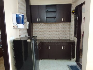 Kitchen in 1 BHK Builder Floor at Sector 40 – for Rent