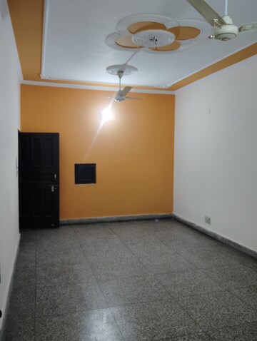 2 BHK Builder Floor For Rent in Sector 16 Faridabad  8184342