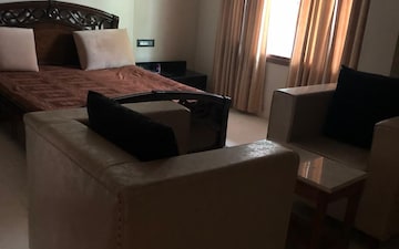 6 BHK Independent House For Sale in Lohgarh