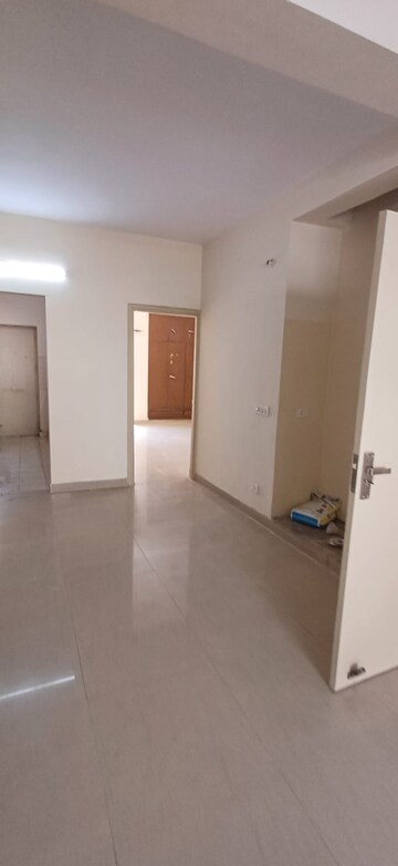Room in 3 BHK Builder Floor at Sector 55 – for Rent