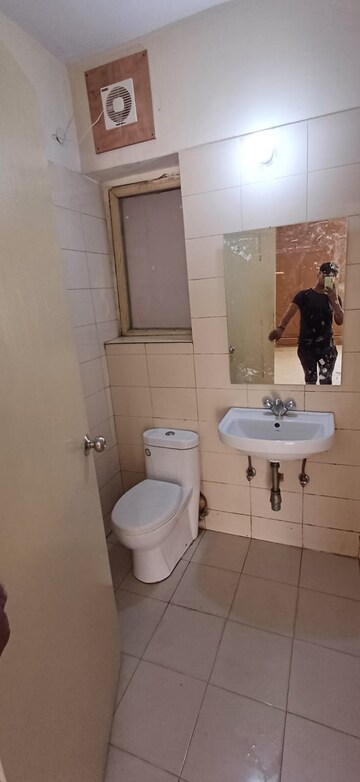 Bathroom in 3 BHK Builder Floor at Sector 55 – for Rent
