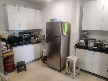 Team Area in 5 BHK Apartment at Lodha The Park, Worli – for Rent