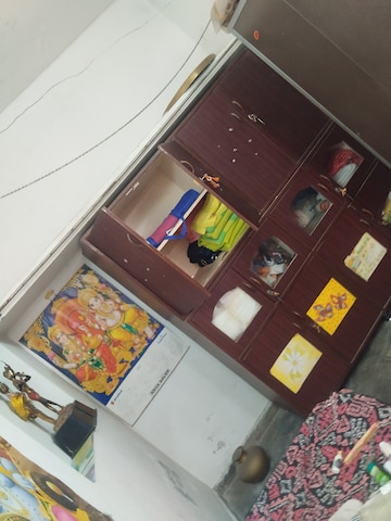 Furnished Amenities in 2.5 BHK Independent House at Kamta – for Rent
