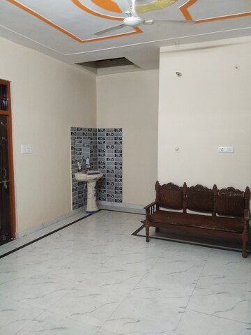 Living Room in 2.5 BHK Independent House at Kamta – for Rent