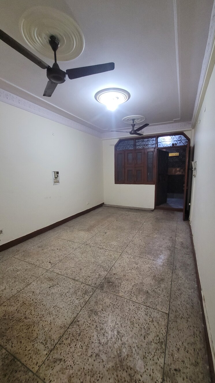 Living Room, dilshad colony 1 Bedroom 500 Sq.Ft. Builder Floor In Dilshad Colony Delhi 8184654