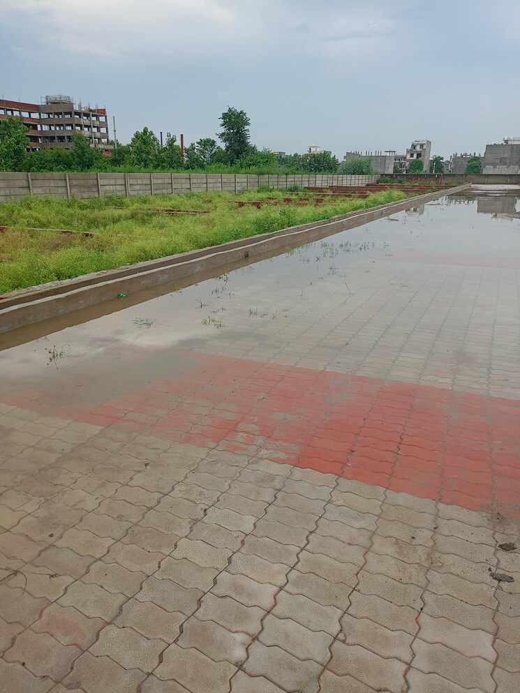 Swimming Pool, anam-valley  1500 Sq.Ft. Plot In Faizabad Road Lucknow 8184665
