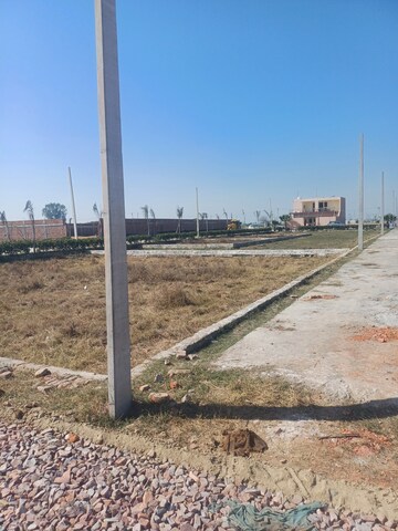 Commercial Land 492 Sq.Yd. For Resale in Jewar Greater Noida  8184686