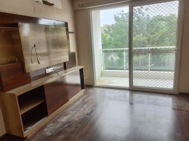 Balcony, gomti nagar 3.5 Bedroom 3200 Sq.Ft. Apartment In Gomti Nagar Lucknow 8184742