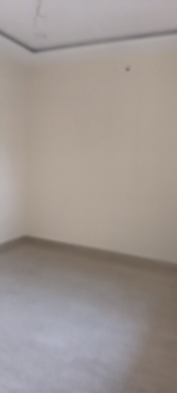 Room in 3 BHK Apartment at Devendra Nagar – for Rent