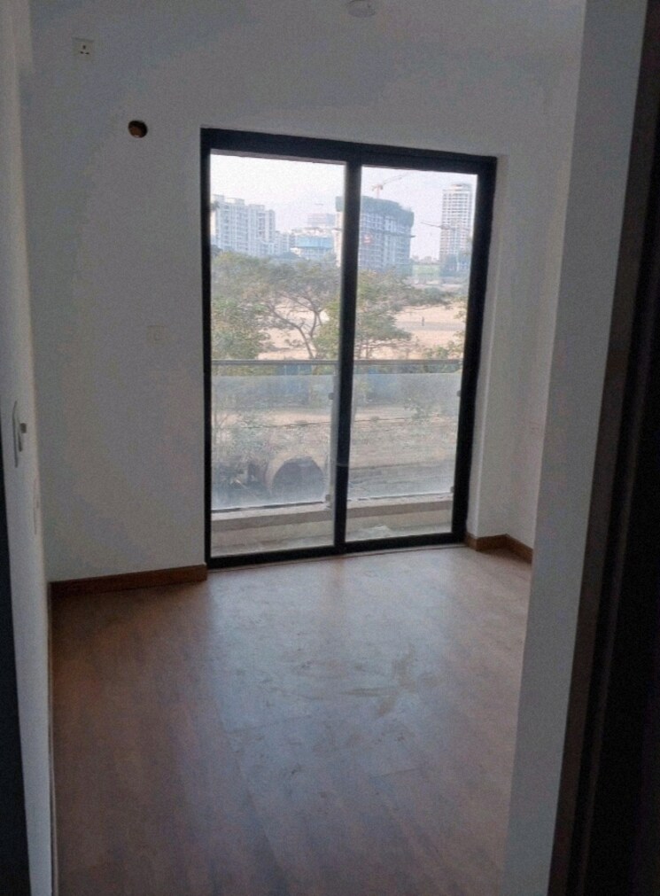 Room, risland-the-icon 2 Bedroom 561 Sq.Ft. Apartment In Dhokali Thane 8184880