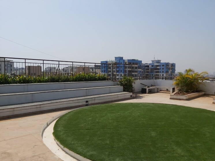 Swimming Pool, vtp-one 1 Bedroom 415 Sq.Ft. Apartment In Kharadi Pune 8184882