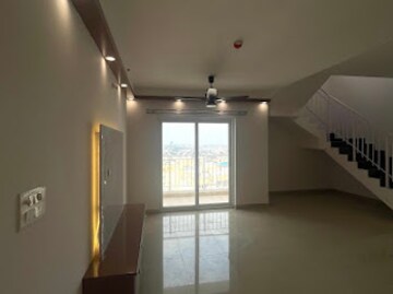 Room in 3.5 BHK Penthouse at Jp Nagar – for Rent