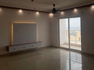 Room in 3.5 BHK Penthouse at Jp Nagar – for Rent