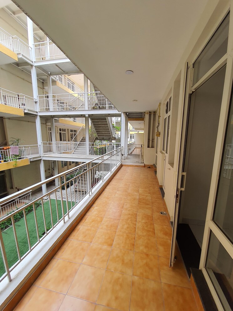 Balcony, tdi-city-kundli 3 Bedroom 1630 Sq.Ft. Builder Floor In Kundli Sonipat 8185025