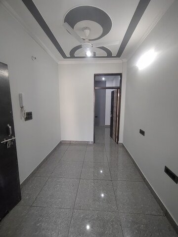 Building Lobby in 1 BHK Builder Floor at Dwarka Mor – for Rent