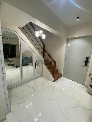 Master Bedroom in 3 BHK Apartment at Lic Colony – for Rent