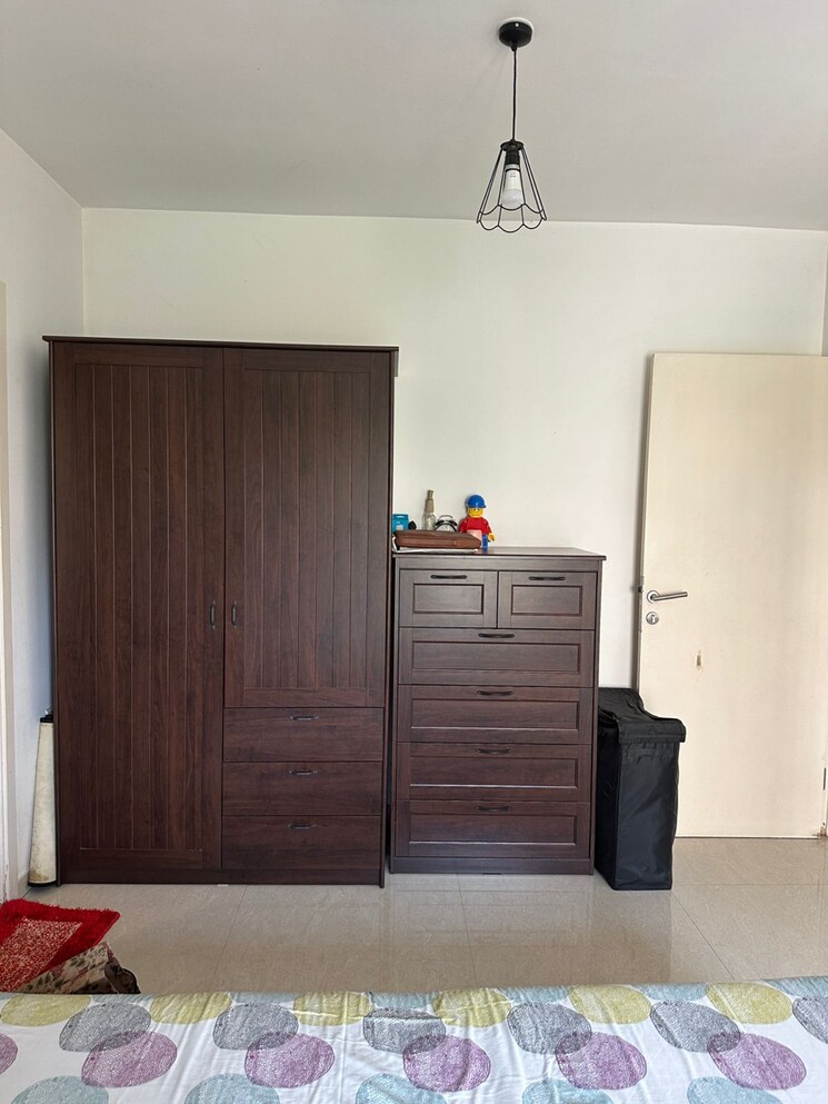 Room, hiranandani-meadows 2 Bedroom 850 Sq.Ft. Apartment In Manpada Thane 8185143