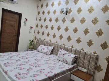 Bedroom in 2 BHK Builder Floor at Dhakoli Village – for Rent