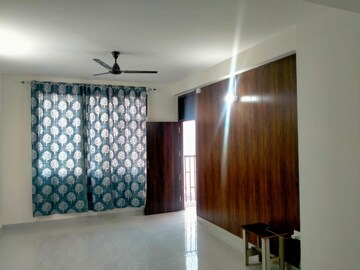 Room in 3 BHK Apartment at Peer Mucchalla – for Sale