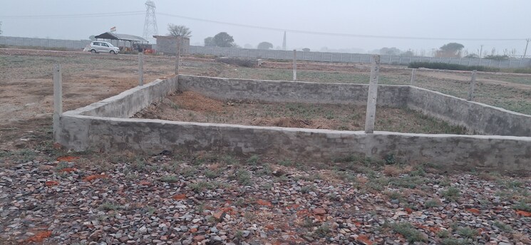 undefined, upsidc site b  101 Sq.Yd. Plot In Upsidc Site B Greater Noida 8185199