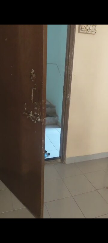 Furnished Amenities in 1 RK Apartment at Pradnya Apartment Vakola, Vakola – for Rent