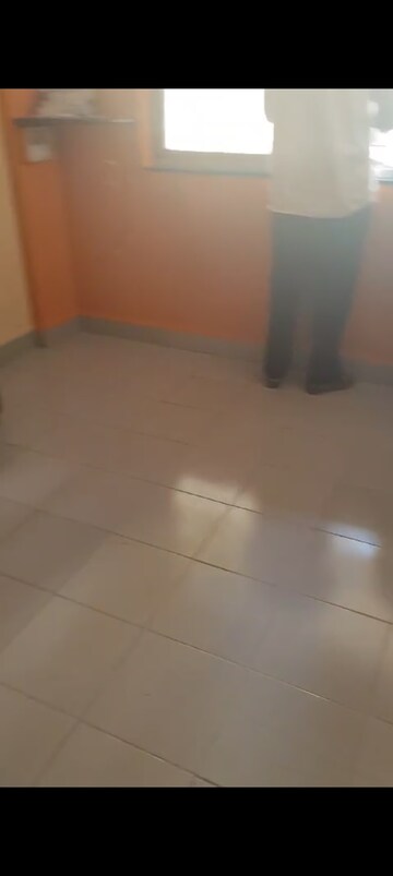Room in 1 RK Apartment at Pradnya Apartment Vakola, Vakola – for Rent