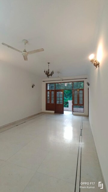 Room in 2 BHK Apartment at Madhyamgram – for Sale