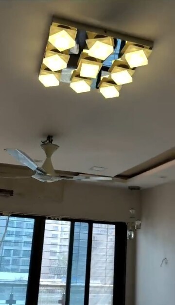 Bedroom in 3 BHK Apartment at Andheri West – for Rent