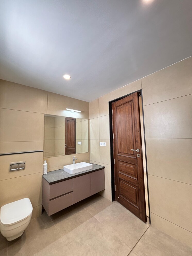 Bathroom, swastika-residency-indiranagar 5 Bedroom 5550 Sq.Ft. Independent House In Indiranagar Bangalore 8185284