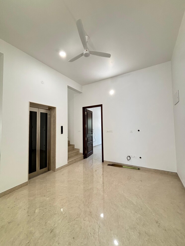 Room, swastika-residency-indiranagar 5 Bedroom 5550 Sq.Ft. Independent House In Indiranagar Bangalore 8185284