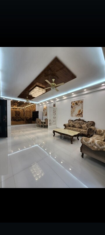 4 BHK Builder Floor For Sale in Maya Homes, Indrapuram