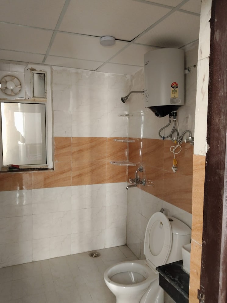 Bathroom, panchsheel-pratistha 3 Bedroom 945 Sq.Ft. Apartment In Sector 75 Noida 8185323