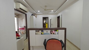 Kitchen in 3.5 BHK Apartment at Shree Rameshwar Tower, Borivali West – for Sale