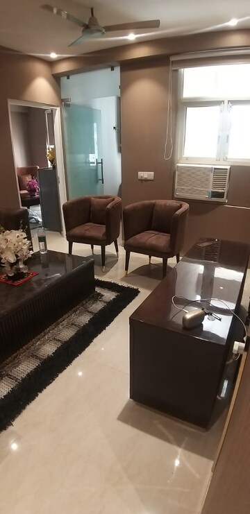 Master Bedroom in 2 BHK Apartment at Shree Vardhman Mantra, Sector 67 – for Rent