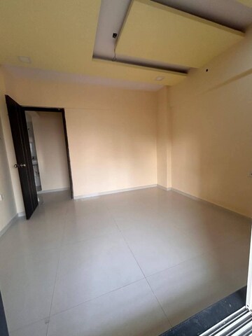 Room in 2 BHK Apartment at Agarwal Paradise, Virar West – for Rent