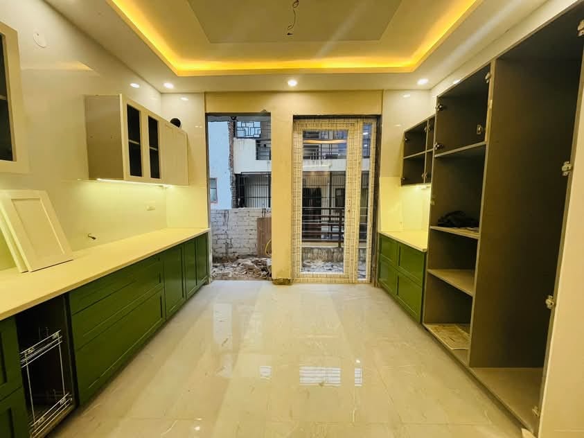 4 BHK + Study Room Builder Floor For Sale in Srishti Greenfield Homes