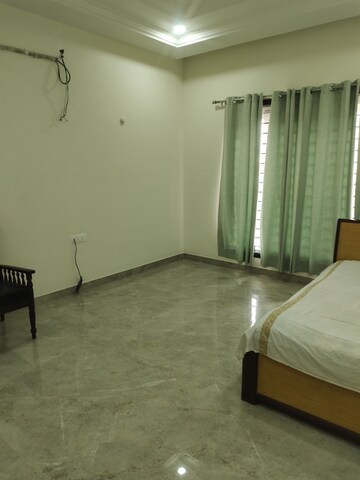 Room in 3 BHK Apartment at Shankar Nagar – for Rent